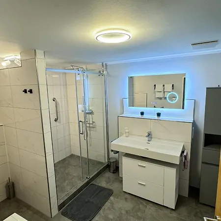 Helga - Bad Appartement Westernkotten